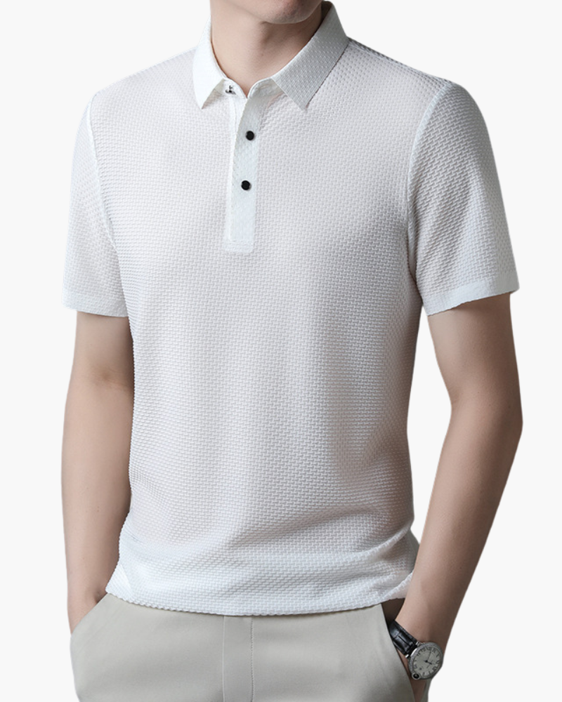 Majestätisches Seidenpolo – knitterfrei